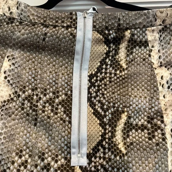 ERDEM Ari snake printed pencil skirt w/ blue lace panel, silk lining - US 8 - Picture 8 of 15